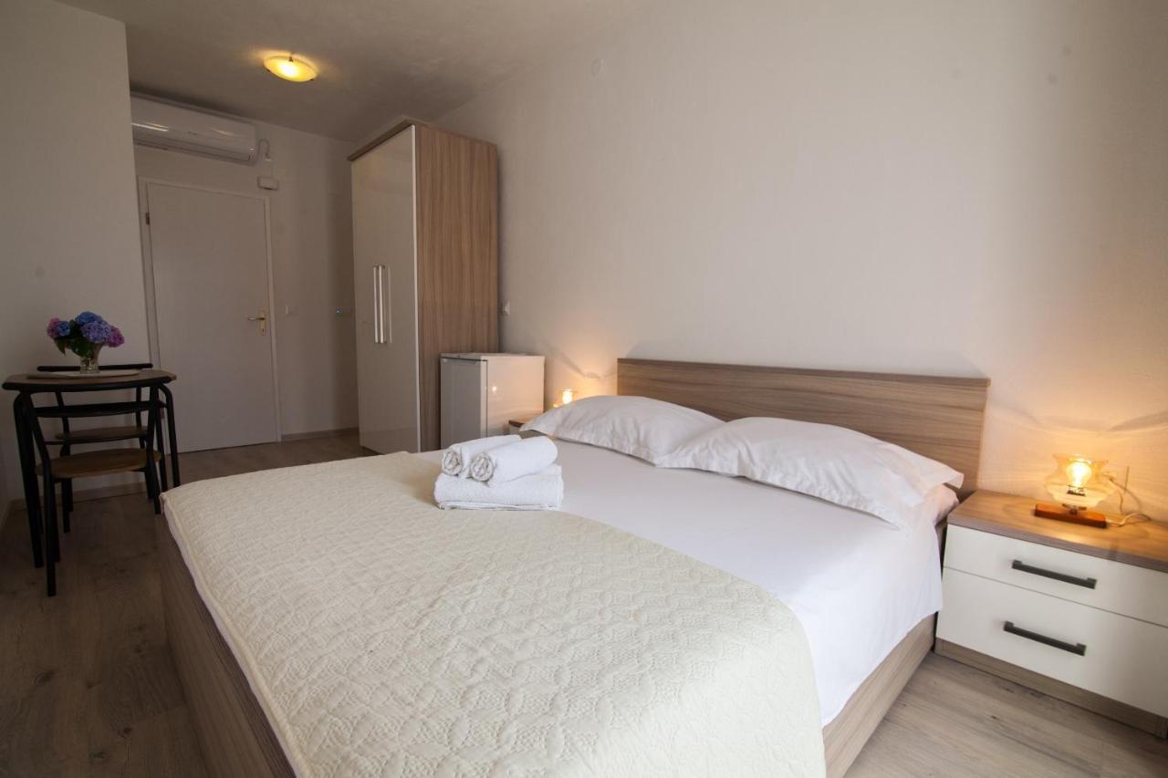 Eni Apartments 볼 외부 사진