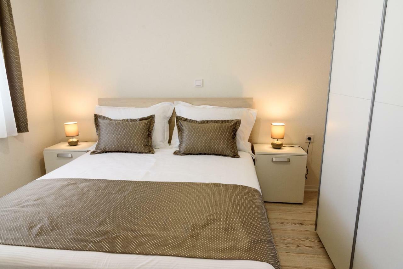 Eni Apartments 볼 외부 사진